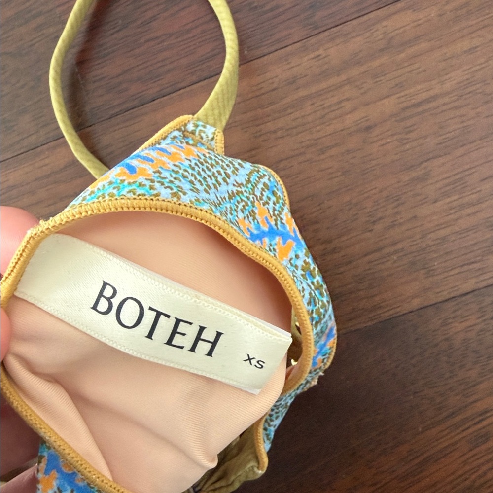 NWOT Boteh Haute de Maillot Lucent Bikini Top - Picture 6 of 6